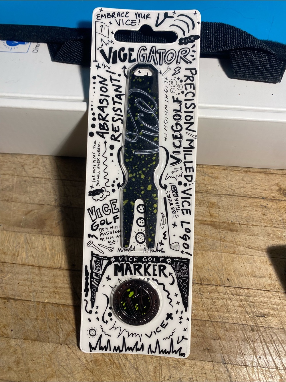 VICE GOLF GATOR DIVOT TOOL & GOLF BALL MARKER